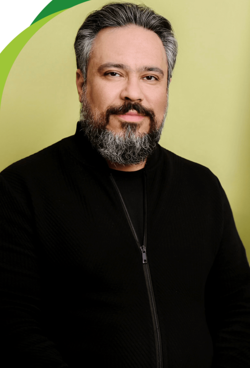 دکتر هومن نامور دکتر هومن نامور میهمان انجمن بین المللی دراماتراپی ایران