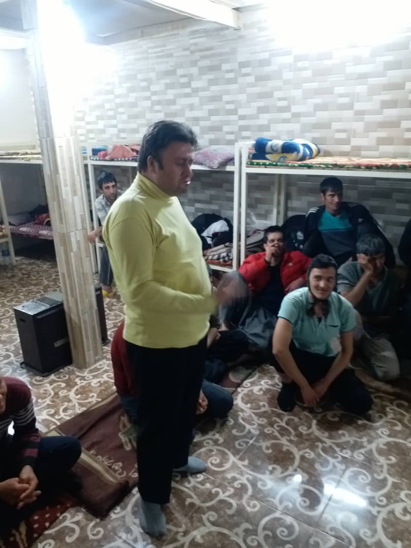 دراماتراپی و یوگای خنده در ساوه برگزار شد  