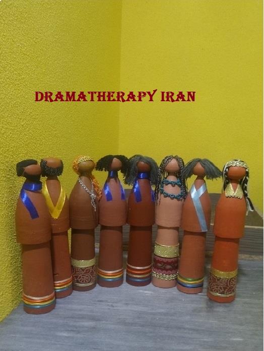 تاثیر دراماتراپی در کاهش آسیب های روانی تاثیر دراماتراپی در کاهش آسیب های روانی