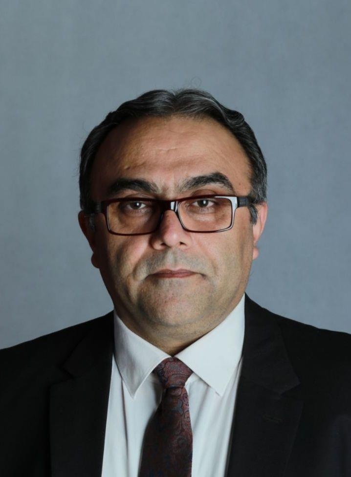 آشنایی با یک دراماتراپیست Dramatherapist