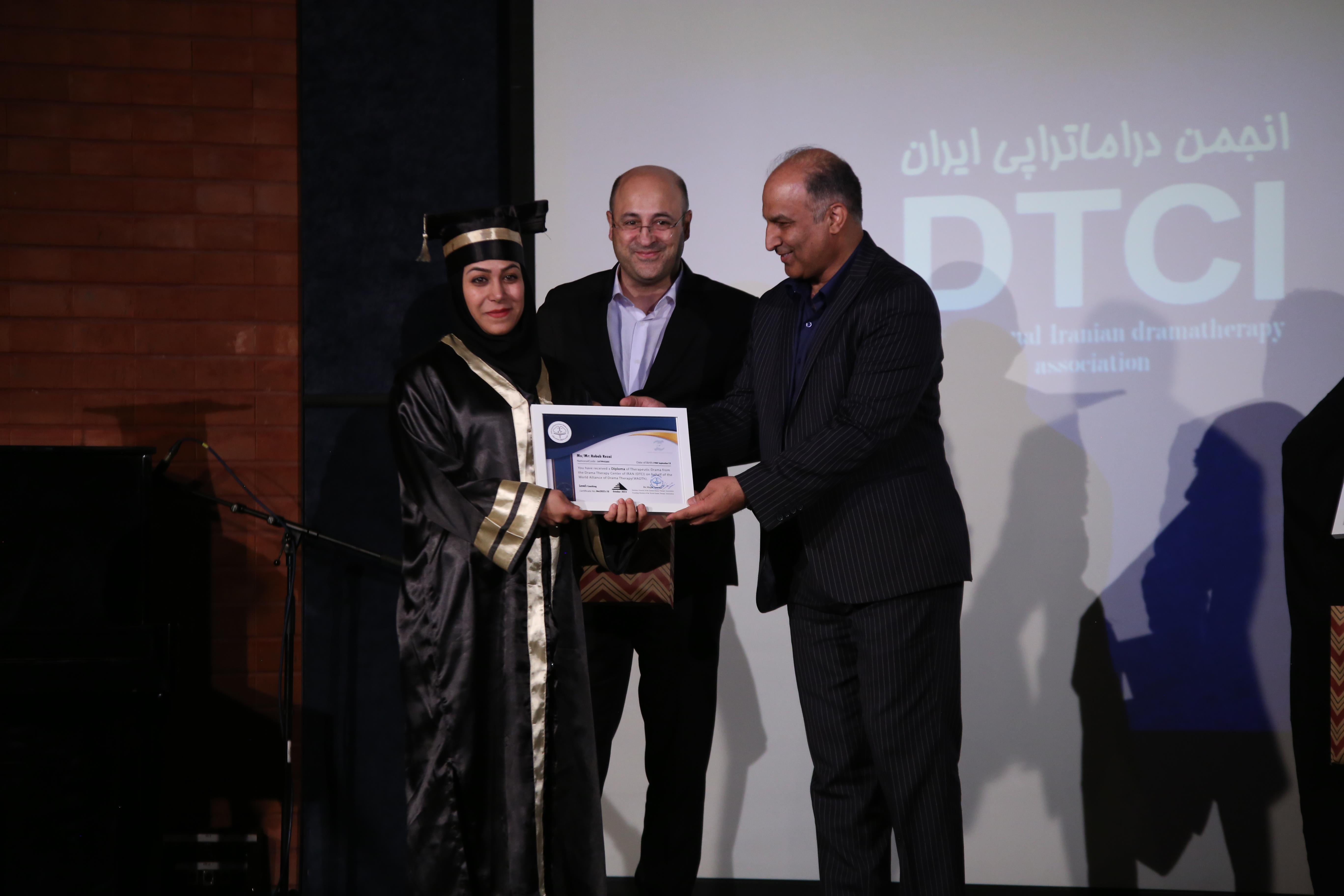 هفته جهانی دراماتراپی هفته جهانی دراماتراپی ۲۲_۲۸ اکتبر ۳۰ مهر تا شش آبان ۱۴۰۲